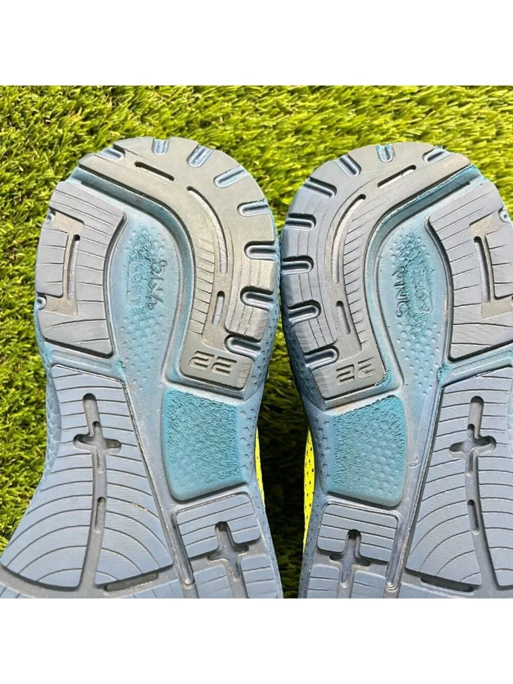 Brooks wear soles